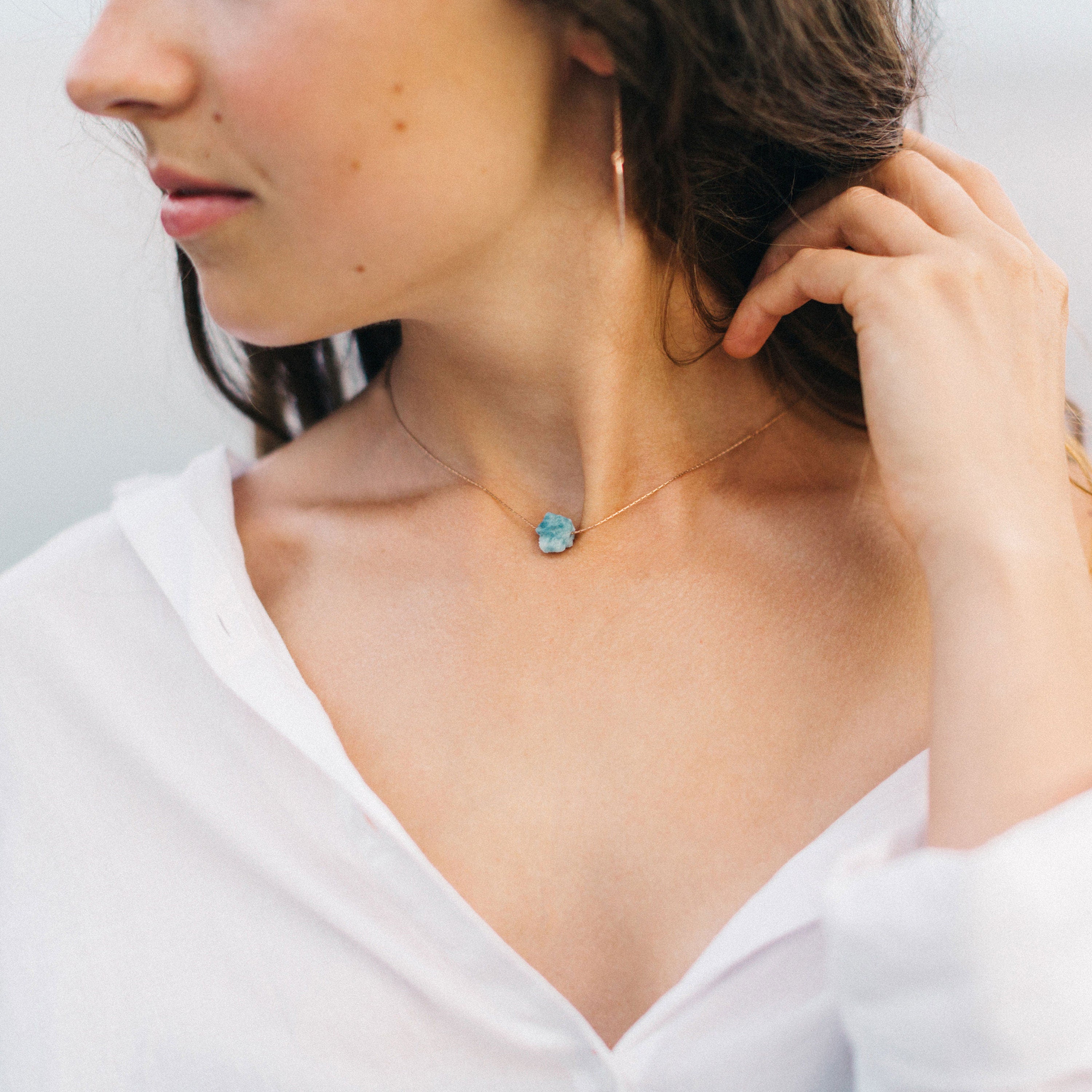 Natural Raw Crystal Necklace, Rose Gold Chains, Rough Crystals, Minimal Stone Choker, Layering Necklace, Aquamarine March Birthstone Gift