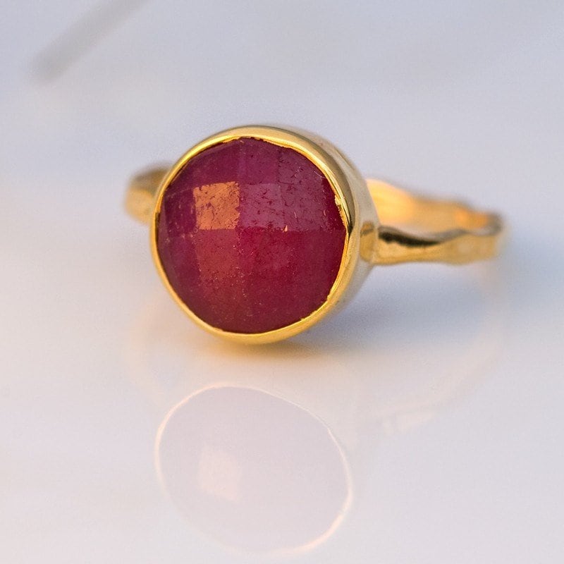 Ruby Ring Gold, July Birthstone Ring, Gemstone Ring, Stacking Ring, Solitaire Ring, Cushion Cut Ring, Mothers Ring, Cocktail Ring