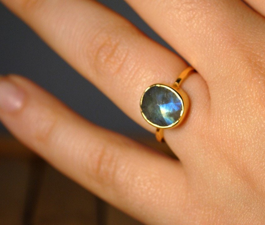 Labradorite Ring Gold, Natural Stone Ring, Cushion Cut Ring, Solitaire Gemstone Ring, Stacking Ring, Mother's Ring, Statement Ring