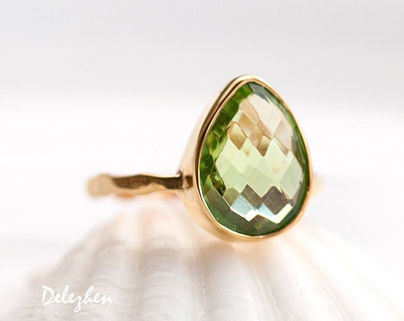 Green Peridot Ring Gold, August Birthstone Ring, Cushion Cut, Solitaire Ring, Green Stone Ring, Stackable Stone Ring, Gift for Mom
