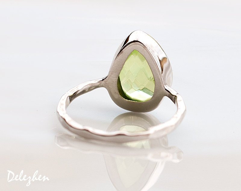 Green Peridot Ring Gold, August Birthstone Ring, Cushion Cut, Solitaire Ring, Green Stone Ring, Stackable Stone Ring, Gift for Mom