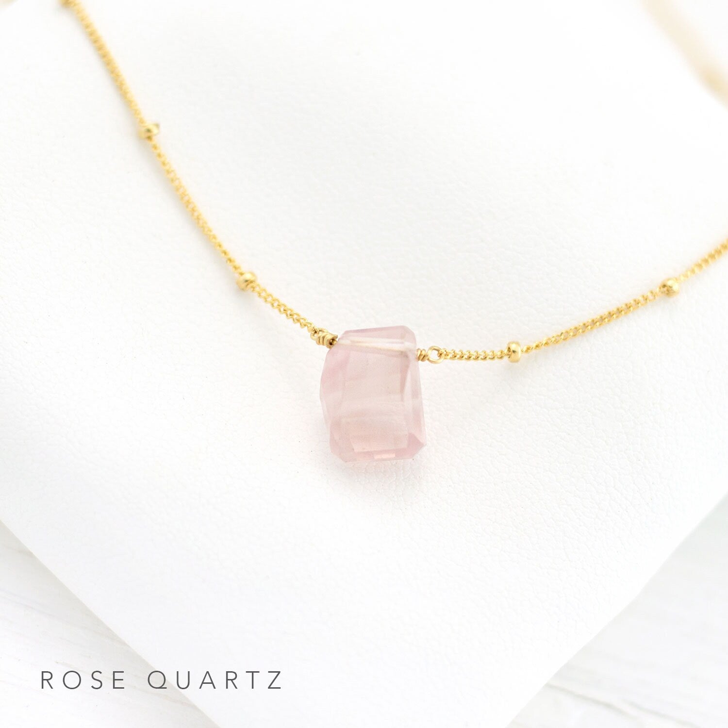 Natural Emerald Necklace, Raw Stone Necklace, Gold Satellite Chain, Rough Gemstone Nugget, Layering Necklace, May Birthstone Gift, NK-ST