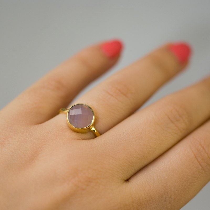 Pink Chalcedony Ring Gold - Rose Pink Ring - Solitaire Ring - October Ring - Gemstone Ring - Stacking Ring - Cushion Cut Ring