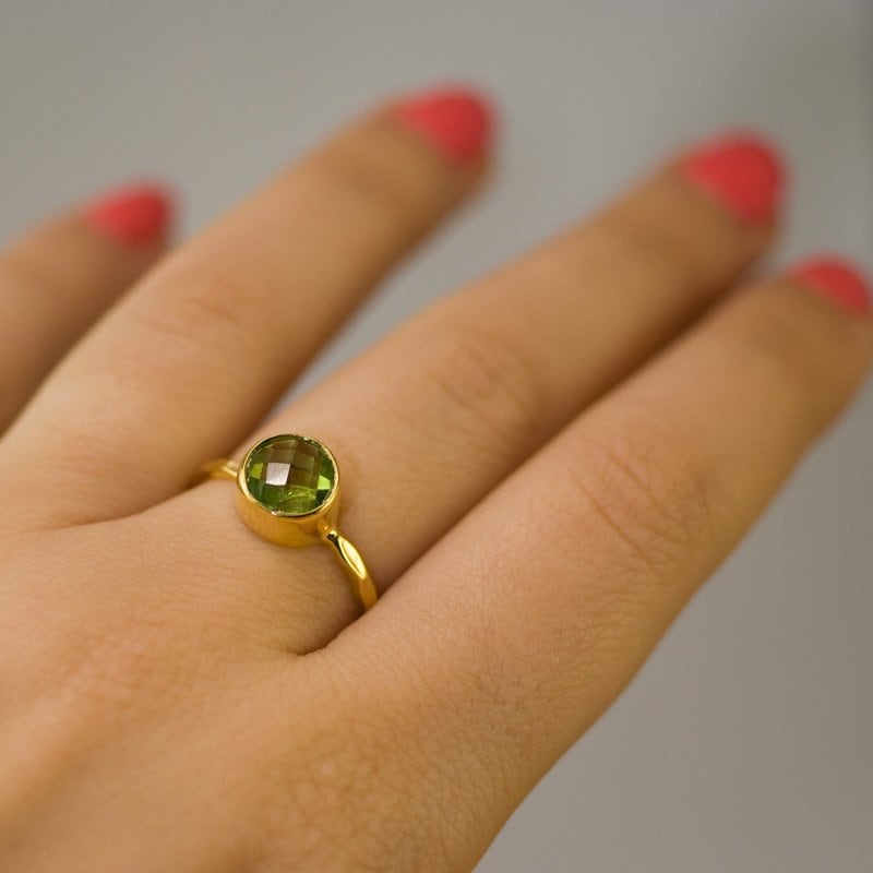 Green Peridot Ring Gold, August Birthstone Ring, Cushion Cut, Solitaire Ring, Green Stone Ring, Stackable Stone Ring, Gift for Mom