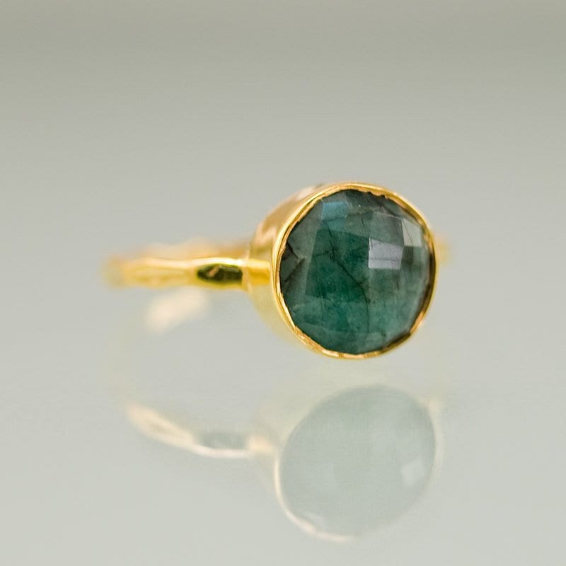 Raw Emerald Ring Gold, May Birthstone Ring, Tear Drop Solitaire Ring, Gemstone Ring, Stacking Ring, Raw Gemstone Ring, Gift for Her