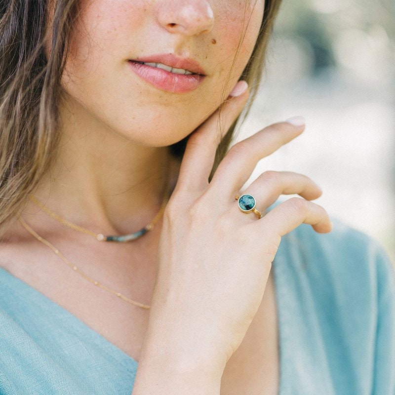 Raw Emerald Ring Gold, May Birthstone Ring, Solitaire Emerald Ring, Gemstone Ring, Stacking Ring, Cushion Cut Ring, Raw Gemstone Ring
