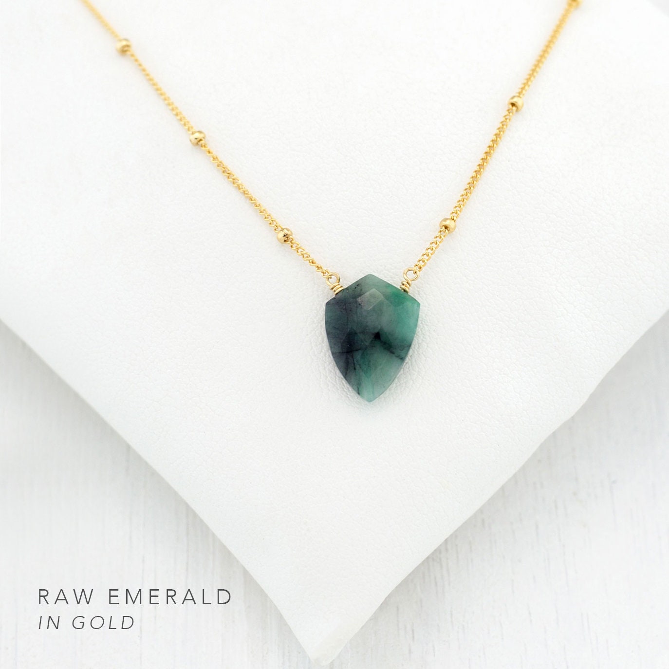 Flashy Labradorite Pendant Necklace, Geometric Gemstone, Emerald Arrowhead, Silver Dewdrop Chain, Rose Gold Satellite Chain, Shield Necklace