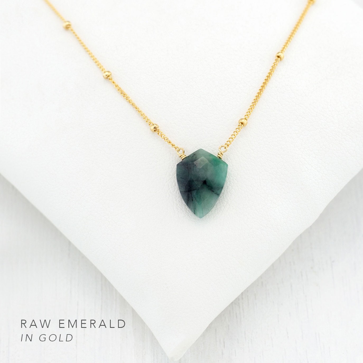 Labradorite Point Necklace, Flashy Geometric Labradorite Pendant, Boho Satellite Chain Necklace, Natural Genuine Gemstone, Arrowhead Silver