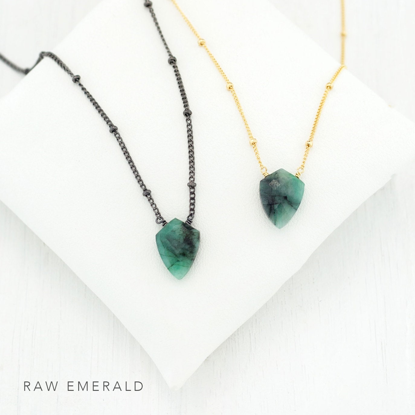 Flashy Labradorite Pendant Necklace, Geometric Gemstone, Emerald Arrowhead, Silver Dewdrop Chain, Rose Gold Satellite Chain, Shield Necklace