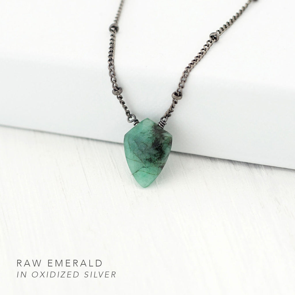 Labradorite Point Necklace, Flashy Geometric Labradorite Pendant, Boho Satellite Chain Necklace, Natural Genuine Gemstone, Arrowhead Silver