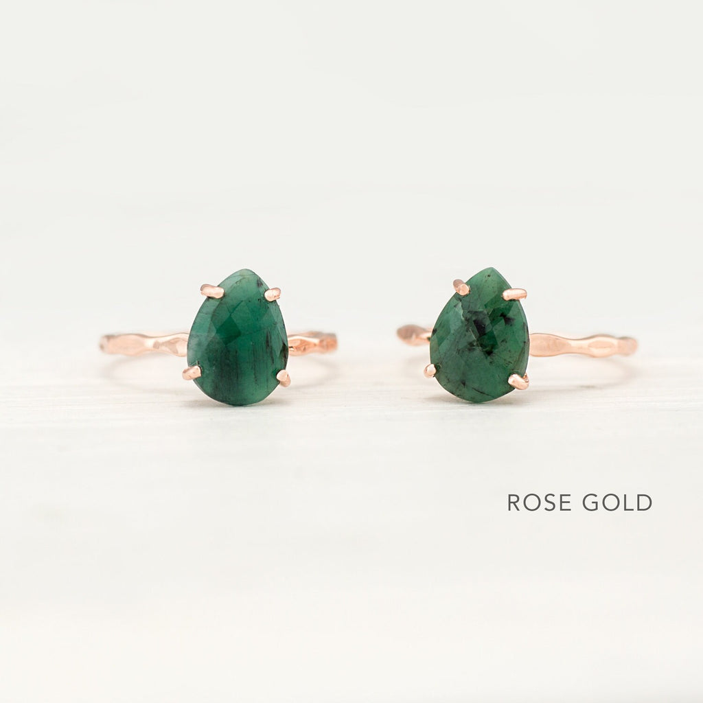 Raw Emerald Ring Gold, May Birthstone Ring, Raw Gemstone Ring, Solitaire Stone Ring, Stacking Ring, Tear Drop Ring, Birthday Gift for Her
