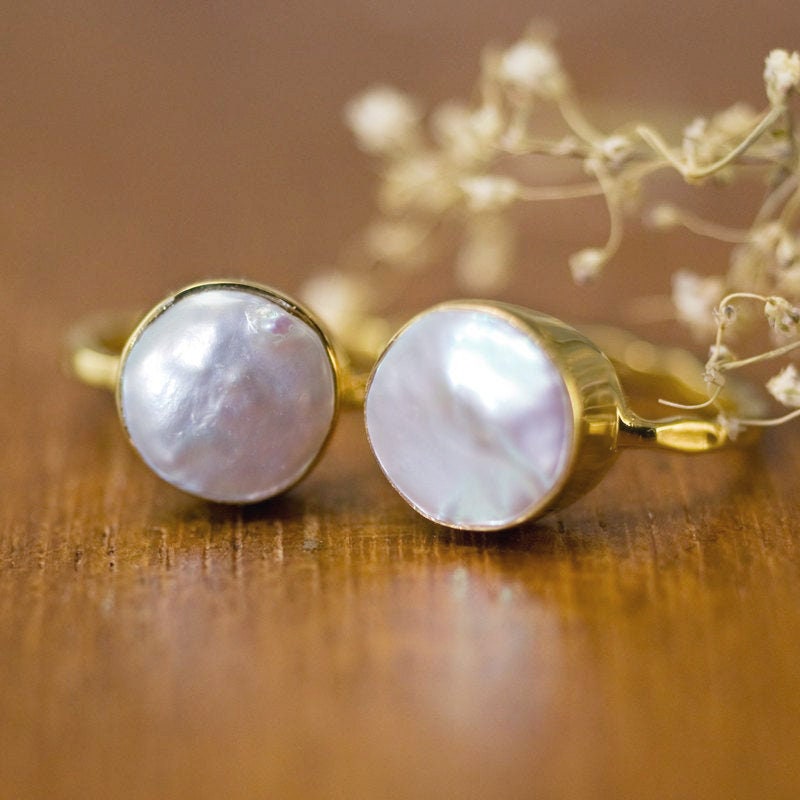 Natural White Pearl Ring, June Birthstone, Sterling Silver Stacking Ring, Round Mother of Pearl, Bridal Wedding Jewelry, Gift for Mom, RG-RD