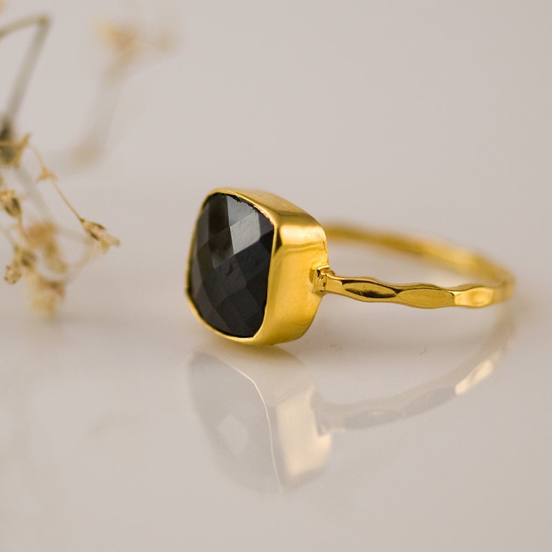 Black Onyx Ring Gold, Black Stone Ring, Cushion Cut Ring, Solitaire Ring, Stackable Ring, Statement Ring, Bezel Ring, Gift for Mom, RH-SQ