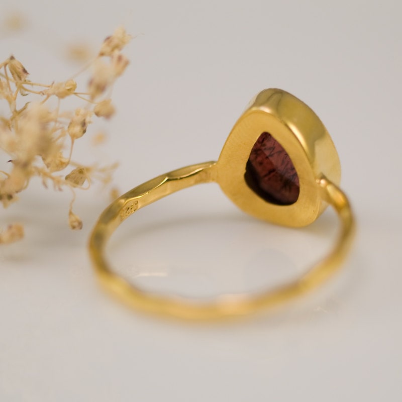 Garnet Ring Gold, January Birthstone Ring, Red Stone Ring, Solitaire Ring, Stacking Ring, Gold Ring, Tear Drop Ring, Gift for Her