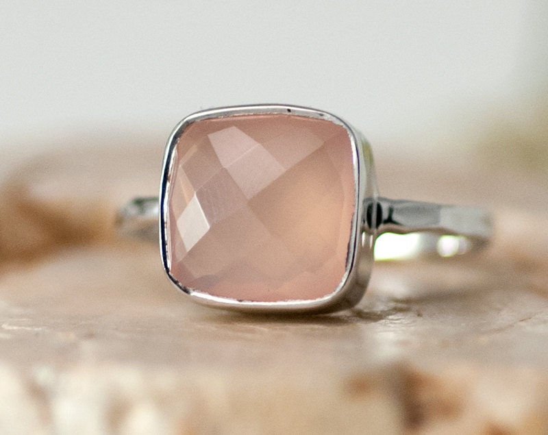 Pink Chalcedony Ring Gold - Rose Pink Ring - Solitaire Ring - October Ring - Gemstone Ring - Stacking Ring - Cushion Cut Ring