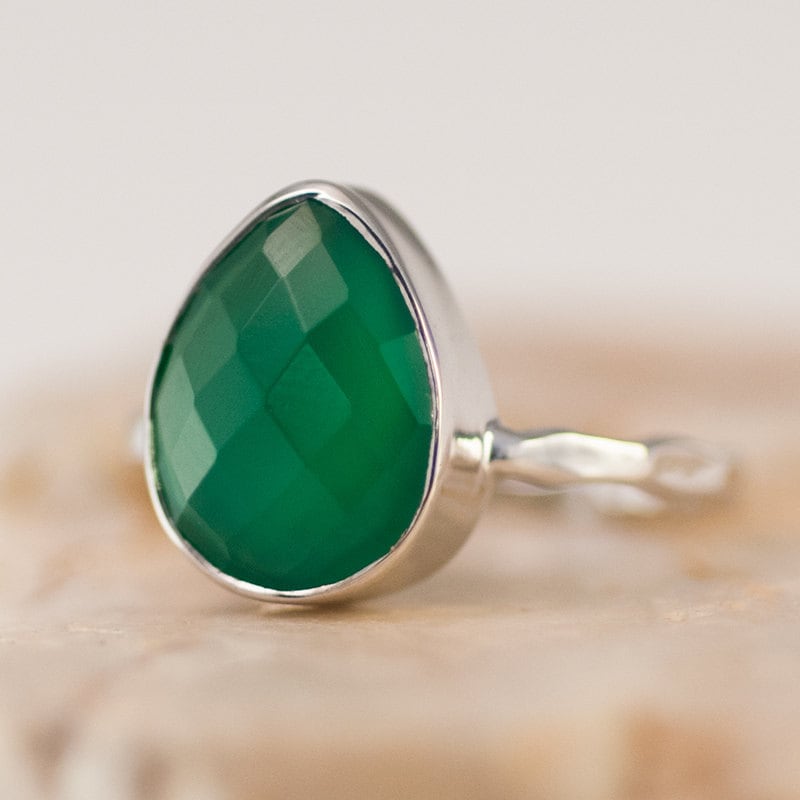 Green Onyx Ring Gold - Green Stone Ring - Stacking Ring - Gold Ring - Tear Drop Ring - Solitaire Ring